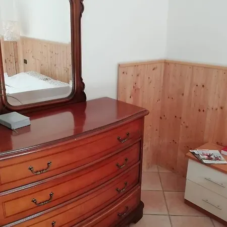 Giardino. Bilocale Grande A 800 M Dal Mare. 4 Posti Letto. * Sanremo